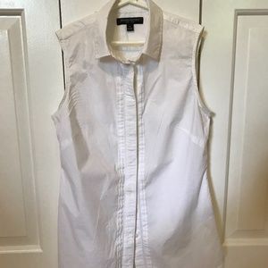 Banana Republic Sleeveless Button Down